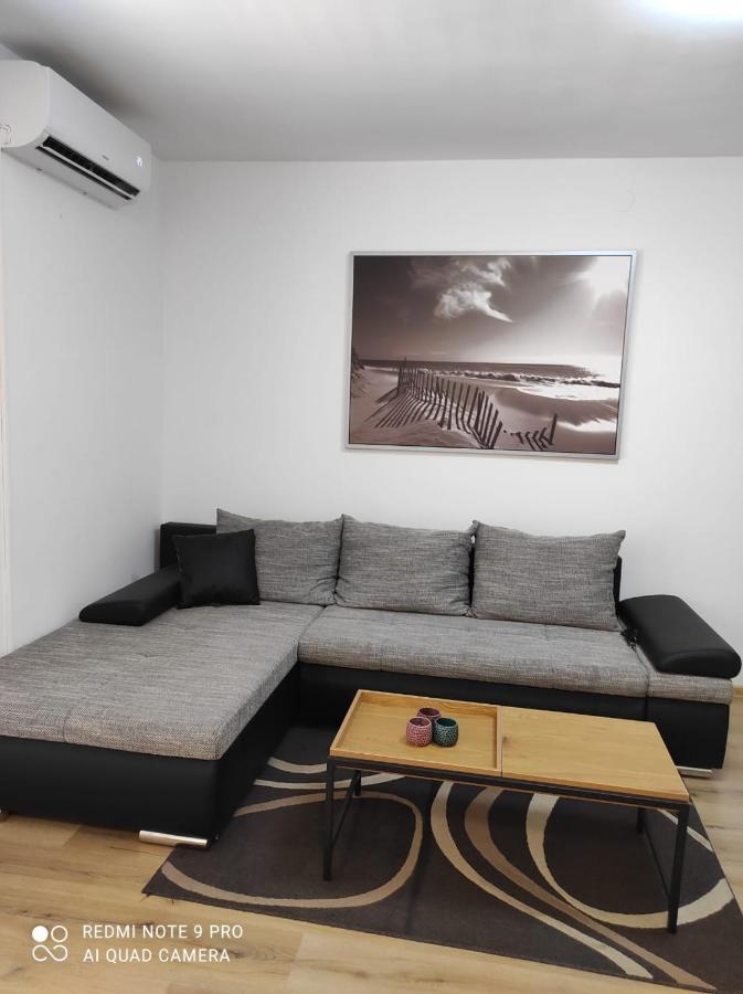 Apartman Branimir Новалья Экстерьер фото