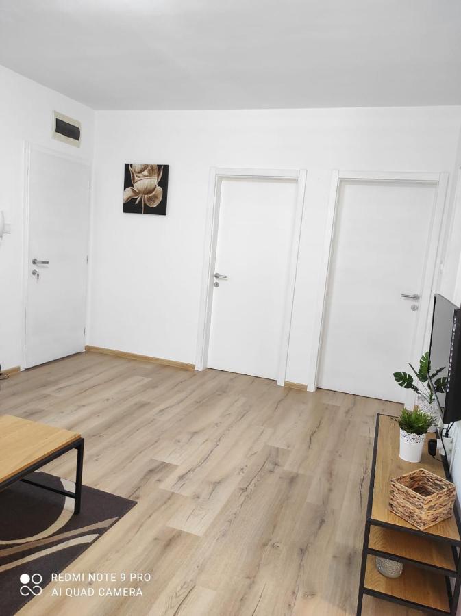 Apartman Branimir Новалья Экстерьер фото